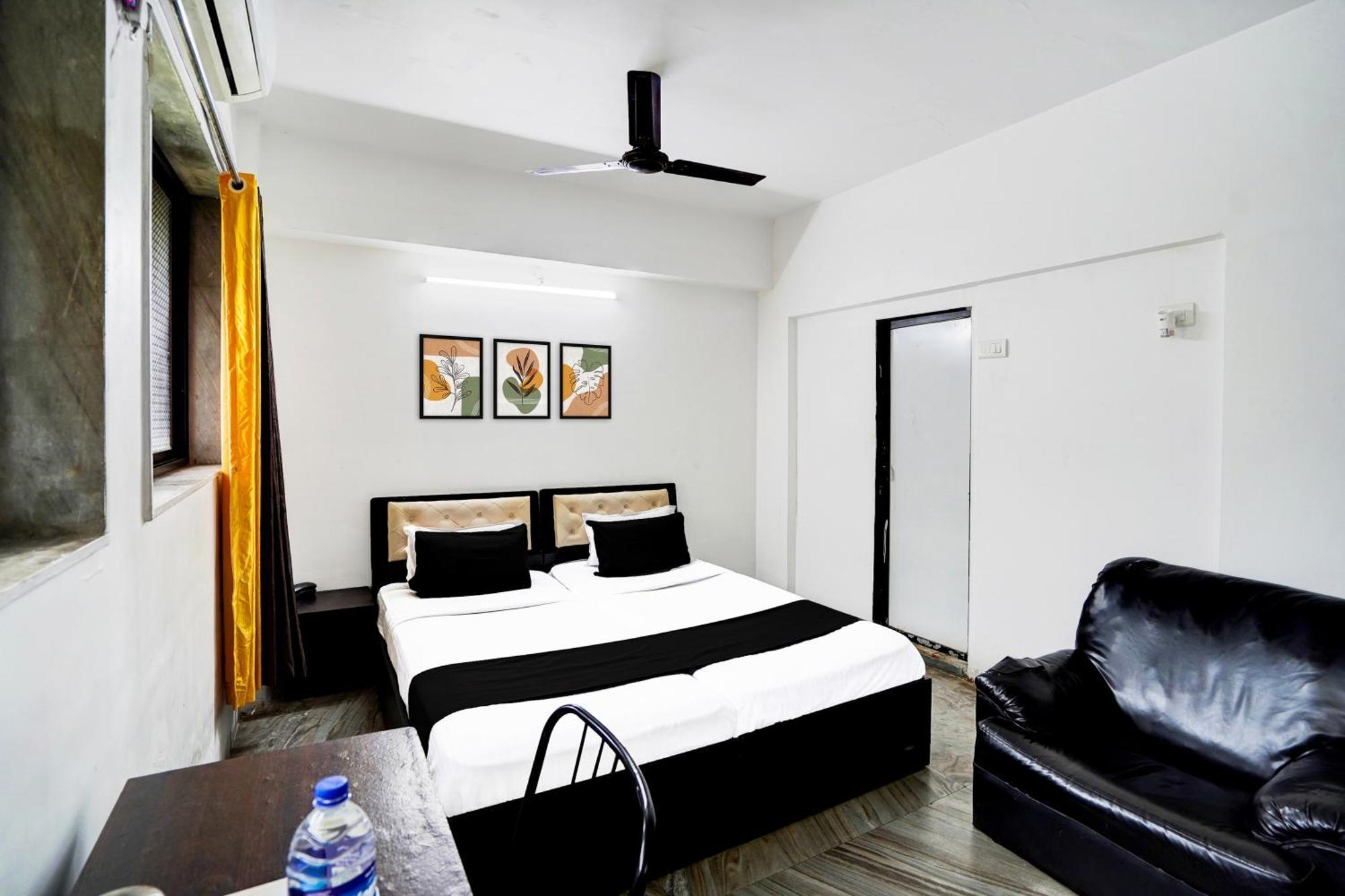 נאווי מומבאי Super Hotel O Deluxe United Corporate Home מראה חיצוני תמונה