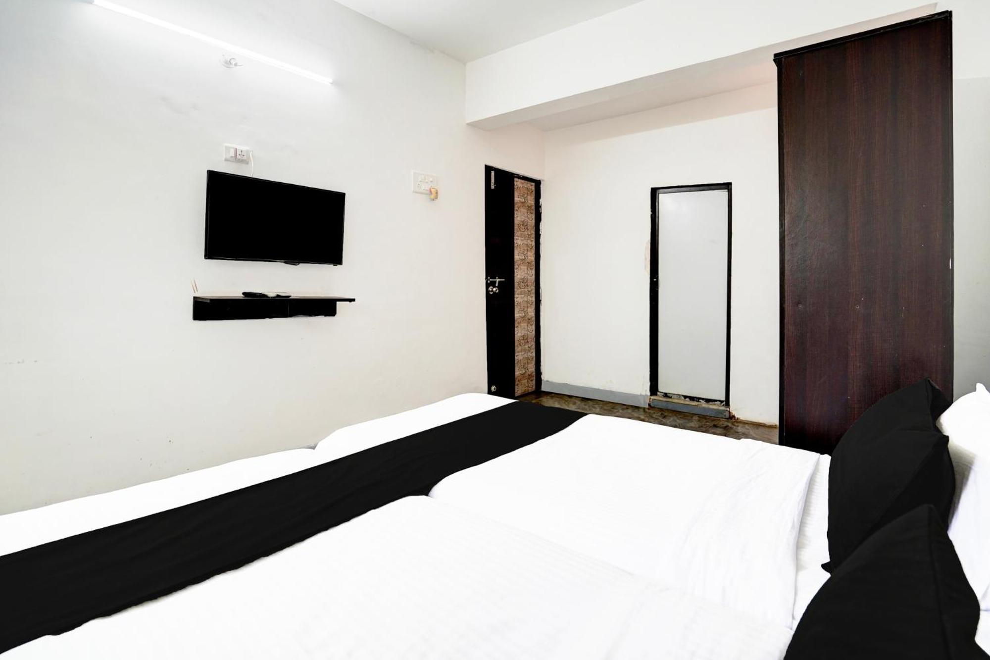 נאווי מומבאי Super Hotel O Deluxe United Corporate Home מראה חיצוני תמונה